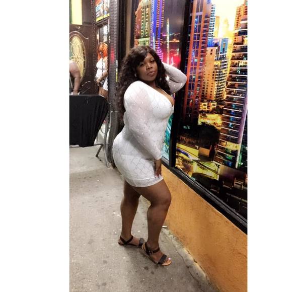 Meet your Posher, Kueen - Picture 1 of 1